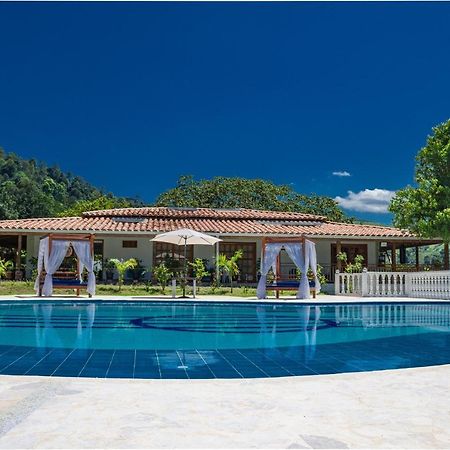 Hotel Campestre La Francesina Betania ภายนอก รูปภาพ